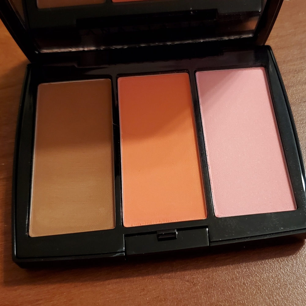 Anastasia Beverly Hills Blush Trio